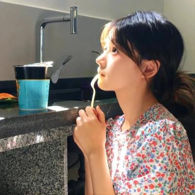 海底娇娃蓝华：处女任务
